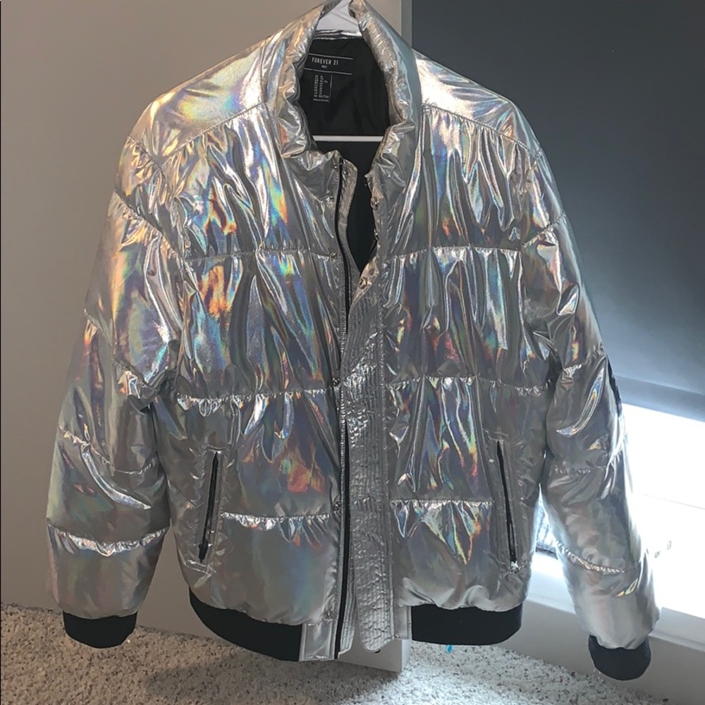 Selling this forever 21 metallic jacket
